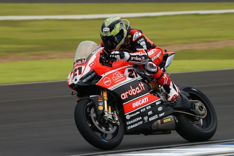 Der Stil von Troy Bayliss ist old-school aber toll!