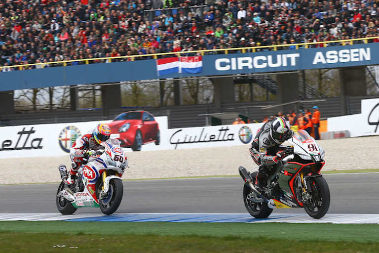 Leon haslam (li) fand in der letzten Runde kein Rezept gegen den stürmischen Michael van der Mark