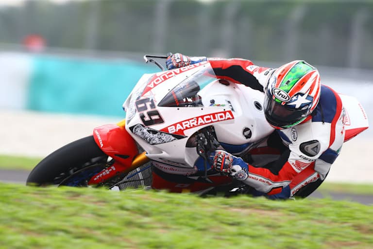 Nicky Hayden gewinnt in Sepang sein erstes Rennen in der Superbike-WM