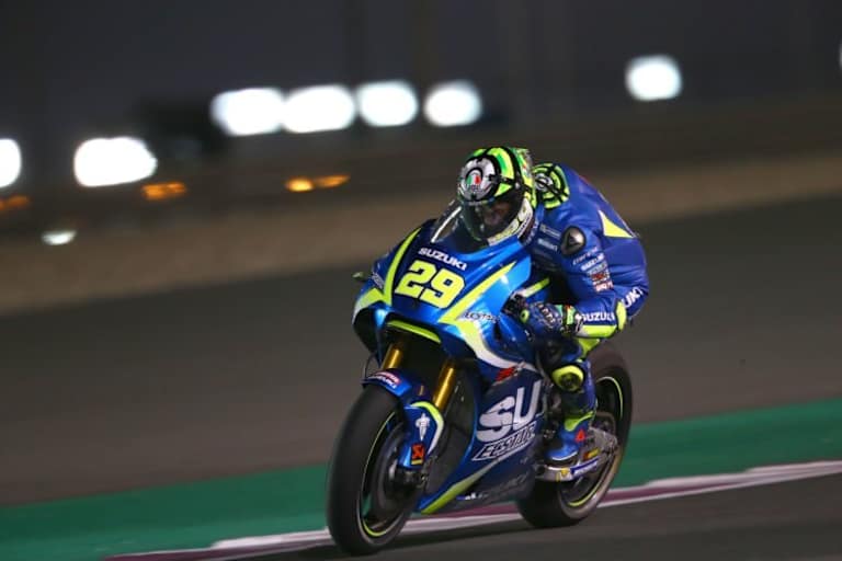 Andrea Iannone hat sich bis zum Sturz gut mit der Suzuki GSX-RR in Katar verkauft 