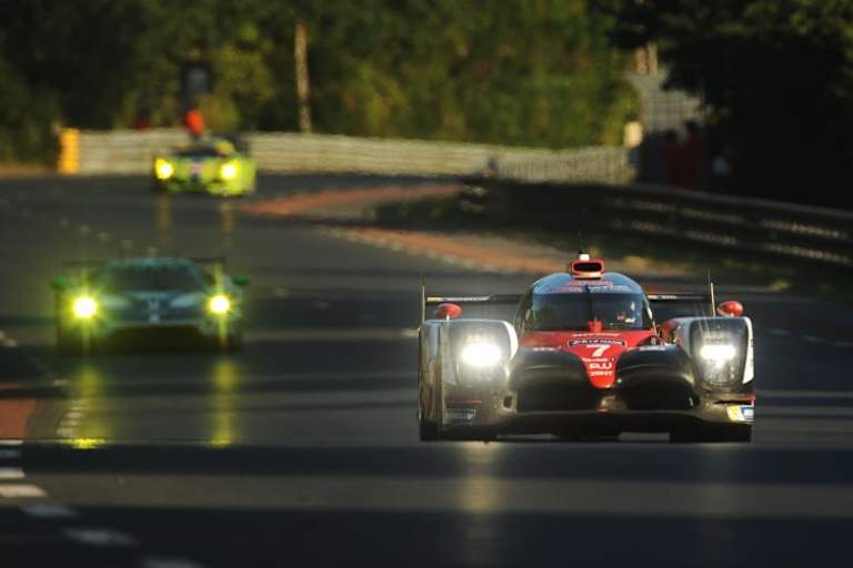 Hatte lange geführt: Der Toyota TS050 Hybrid von Mike Conway, Kamui Kobayashi und Stéphane Sarrazin