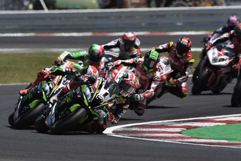 Die Superbike-WM 2019 bietet Action an 13 Rennwochenenden