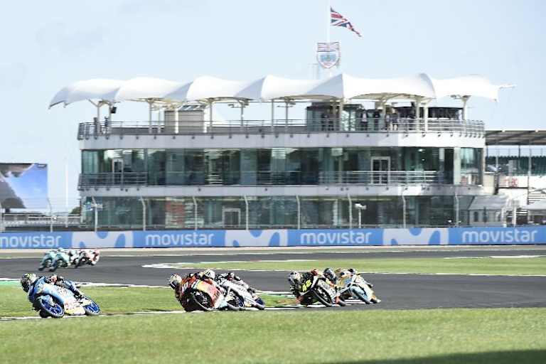 Das Flair ist auf britischen Rennstrecken besonders