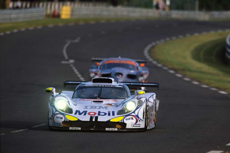 Der Porsche 911 GT1 von 1998 erinnert in Teilen an ein Auto von der Stange