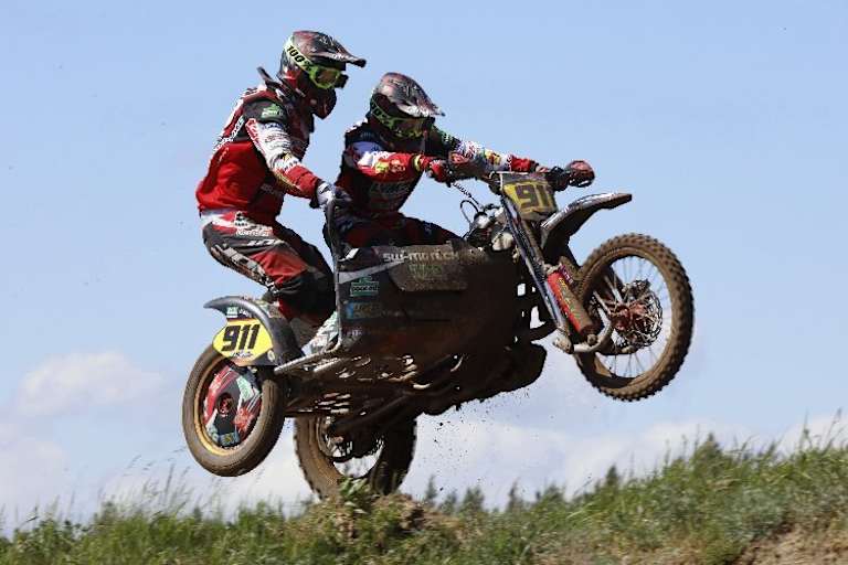 Adrian Peter - Patrick Leskow