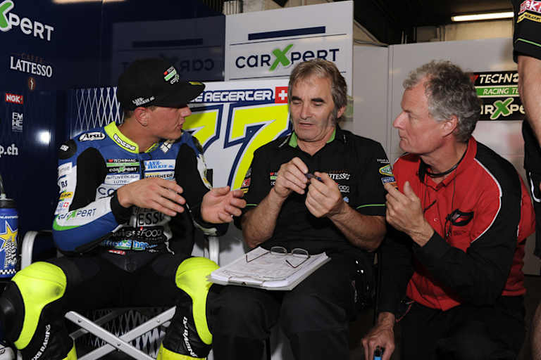 Aegerter mit seinem Team