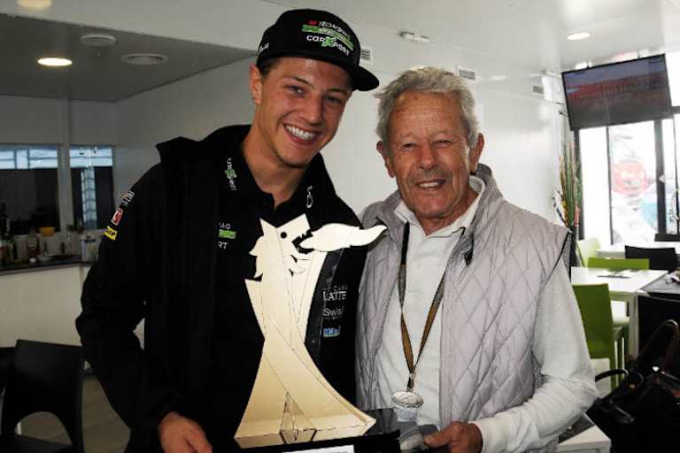 Domi Aegerter mit Luigi Taveri beim GP von Deutschland, erster Schweizer Sieg anch 48 Jahren