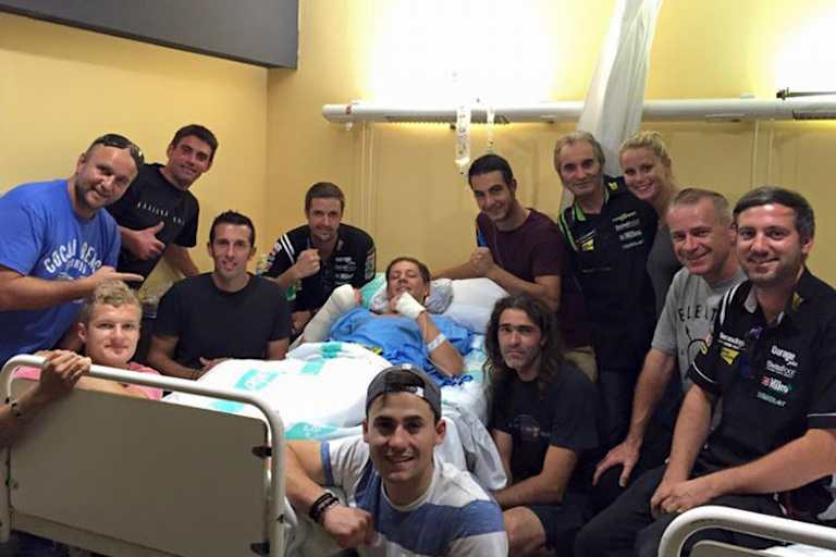 Aegerter mit seinem Team im Krankenhaus 