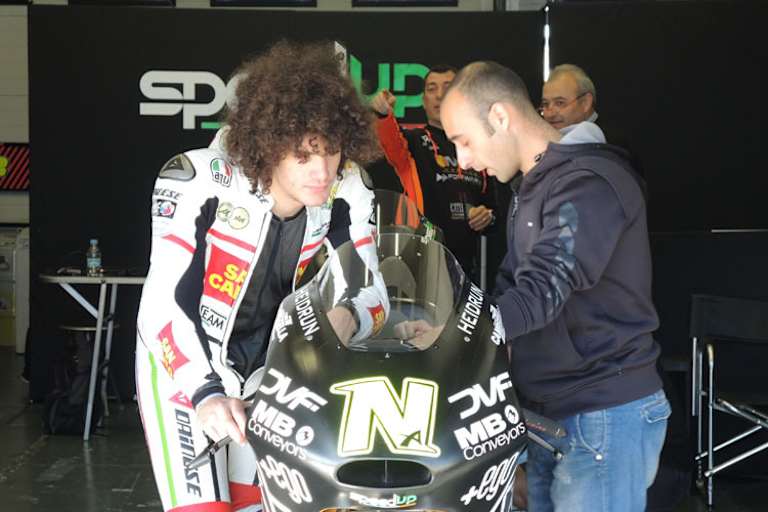 Alessandro Nocco: Frisur und San-Carlo-Leder erinnern an Marco Simoncelli