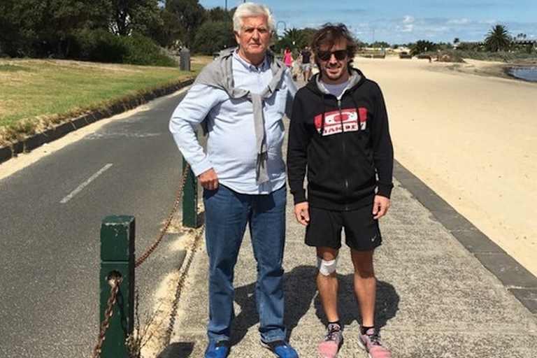 Der Kollege Roger Benoit mit Alonso