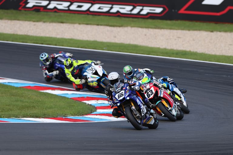 Florian Alt vorne weg