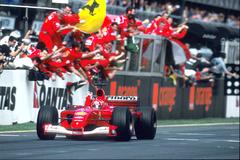 Schumi bei seinem Sieg in Australien 2001