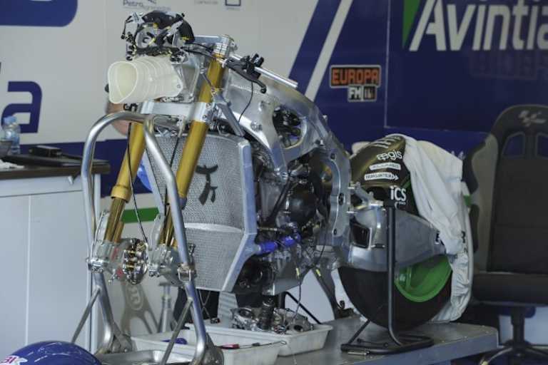 2013 waren die Avintia-Piloten noch mit FTR-Chassis unterwegs