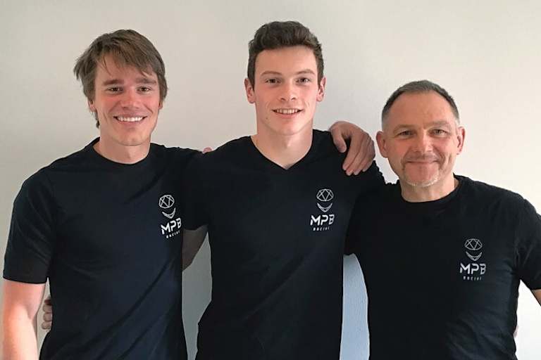 Marcel Bach (li.) mit Thomas Gradinger und Thomas Kubiak im Jahr 2017