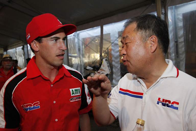 HRC-Vizepräsident Shuhei Nakamoto ist in Südamerika vor Ort (li. Joan Barreda)