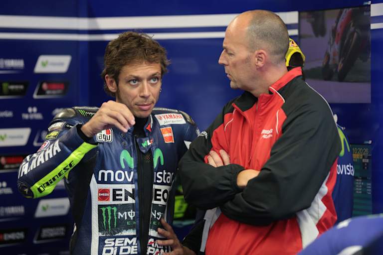 Valentino Rossi mit Pit Baumgartner