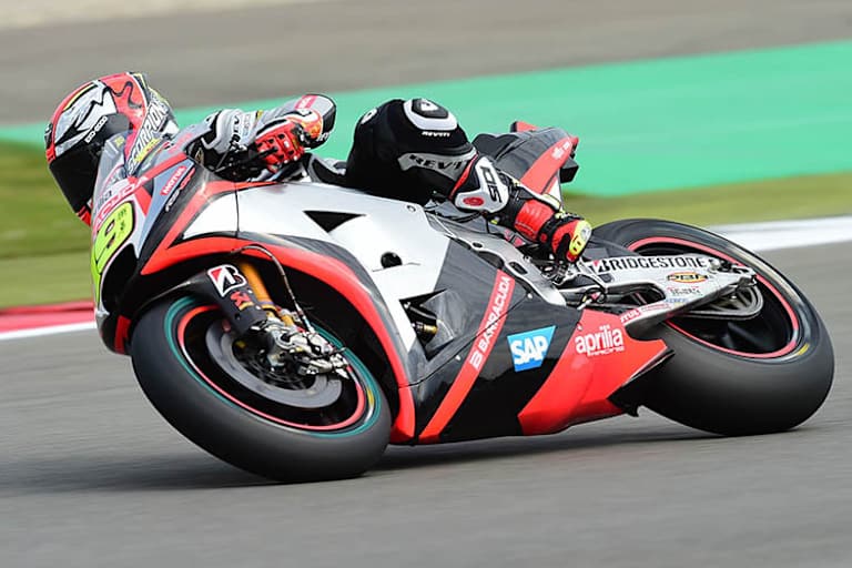 Alvaró Bautista fährt die zweite Aprilia
