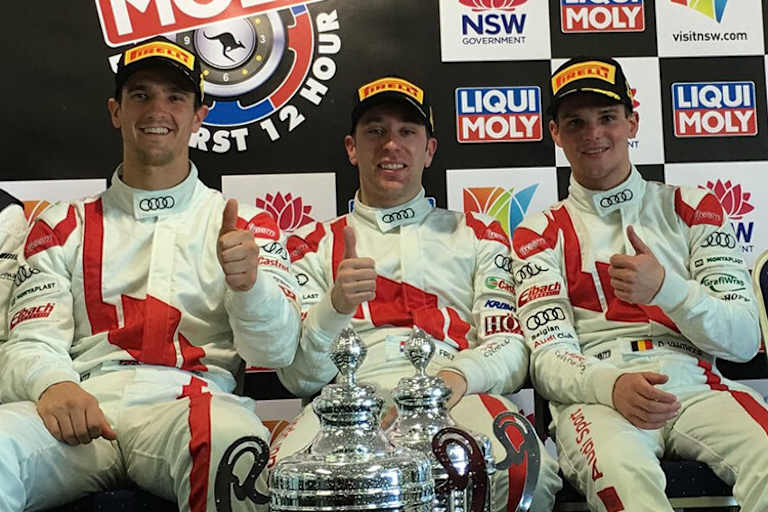 Die glücklichen Sieger der 12h von Bathurst: Stuart Leonard, Robin Frijns und Dries Vanthoor (v.li.)