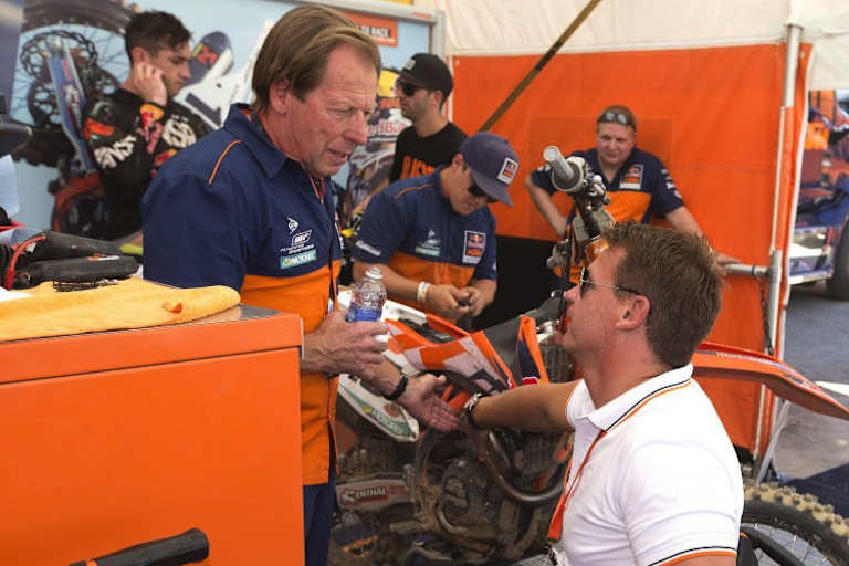 Roger DeCoster (links) und Pit Beirer setzen sich weiter für die WM ein