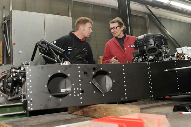 Die Birchalls übernehmen LCR