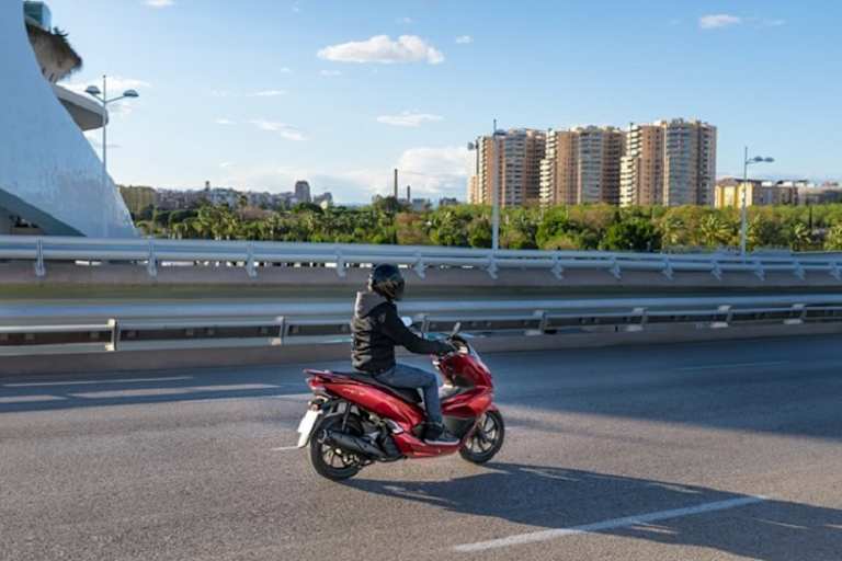 Effekt der neuen Führerscheinregelung: Weniger Roller, mehr Autos, mehr Stau