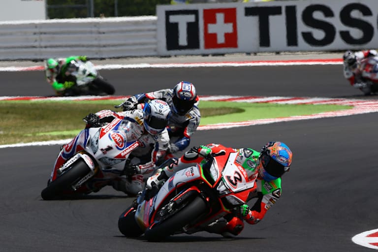 Weltmeister unter sich: Max Biaggi (3) vor Sylvain Guintoli