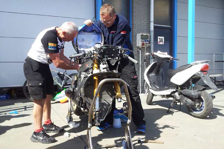 Auch Fabio Menghi verschrottete sein Bike