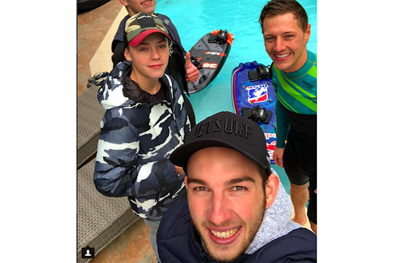 Salac mit Moto3-Pilot Jakub Kornfeil und Moto2-Fahrer Dominique Aegerter