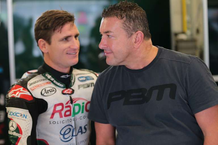Broc Parkes mit PBM-Teambesitzer Paul Bird   