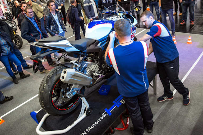 10.35 Uhr - Beginn des Umbaus