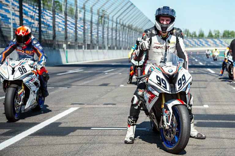 Battle of friends: Thomas Heckel (96) und Martin Lorasch (99) 