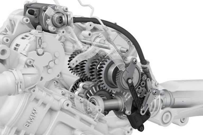 Schnittzeichnung: Der Rückwärtsgang wird mit dem elektrischen Anlasser betrieben