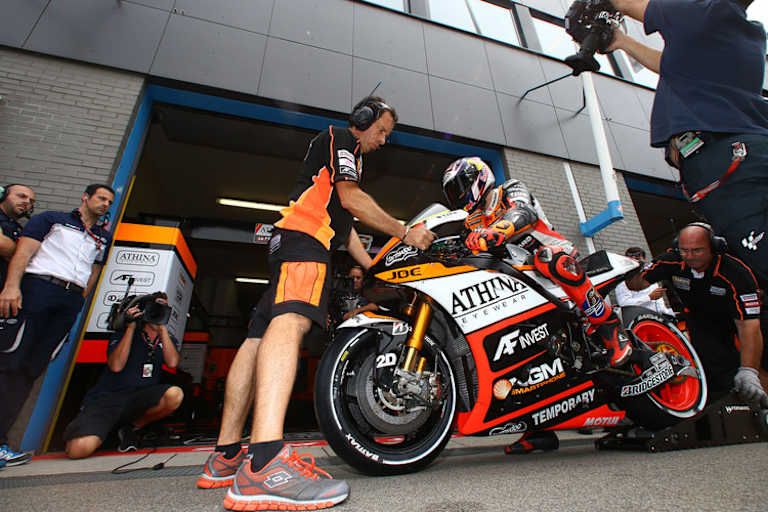 Stefan Bradl: Rollt er noch einmal mit einer Forward-Yamaha aus einer Boxengasse?