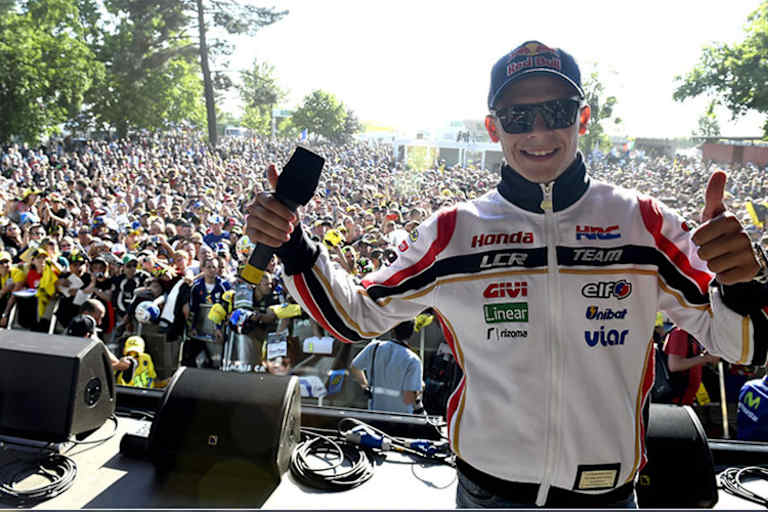 Stefan Bradl: PR-Auftritt nach dem Qualifying