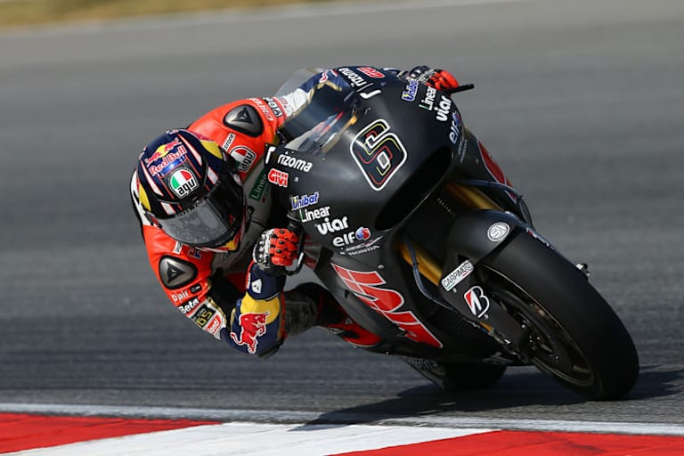 Stefan Bradl beim ersten Sepang-Test: Driftet er bald in der Open-Class?