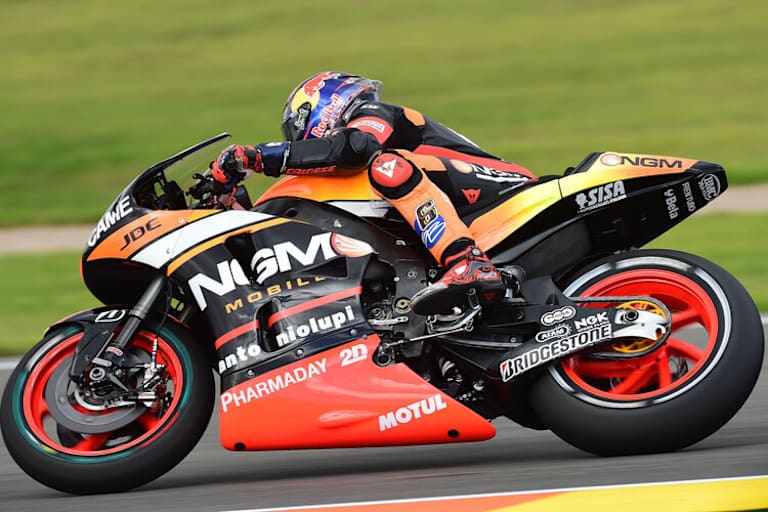 Stefan Bradl auf der Forward-Yamaha
