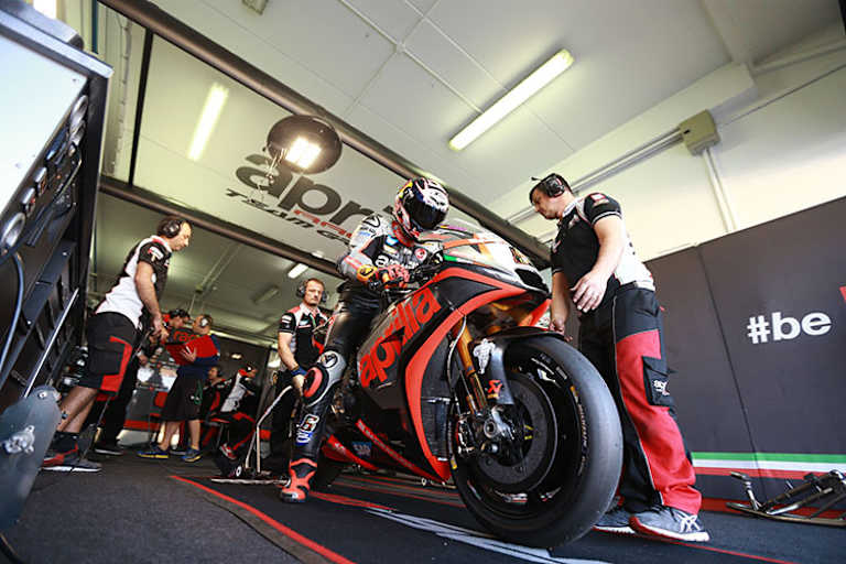 2016: Kommt Bradl der Wechsel von Brigestone zu Michelin entgegen?