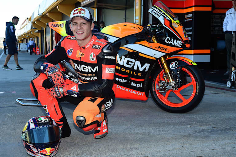 Stefan Bradl beim ersten Test mit Forward in Valencia 2014