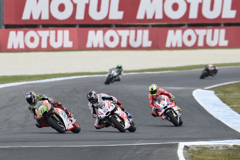 Das Rennen in Australien: Stefan Bradl (6) vor Redding und Barbera