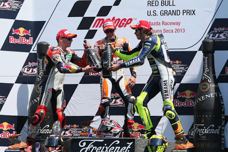 Laguna Seca 2013: Bradl (li.) mit Márquez und Rossi