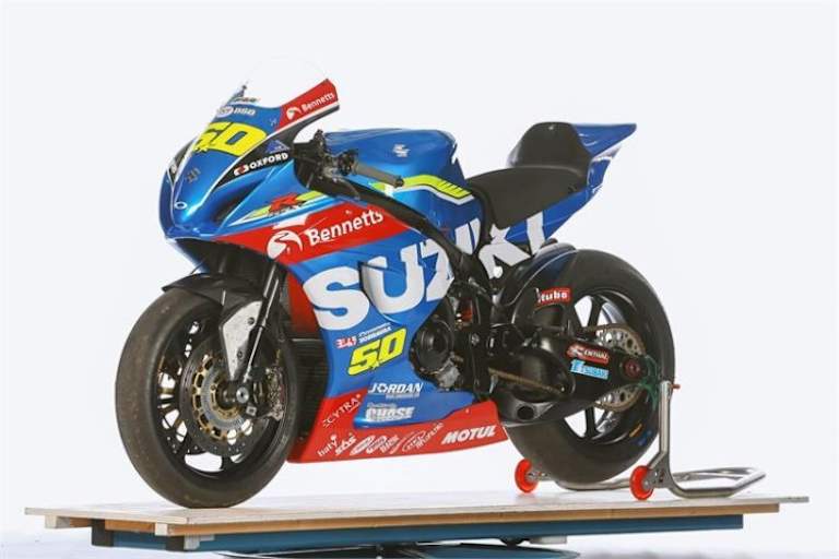 Die neue Suzuki GSX-R konnte in der BSB bisher nicht überzeugen – oder sind es die Fahrer?