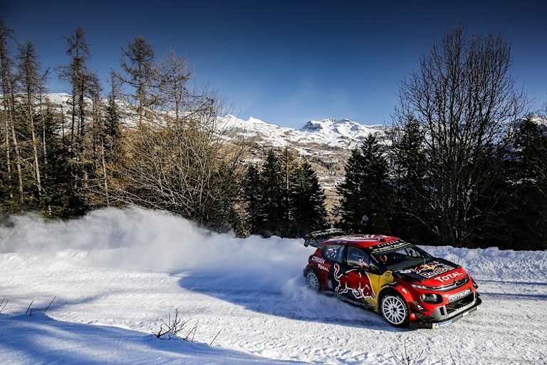 Sebastien Ogier beim Test zur Rallye Monte Carlo