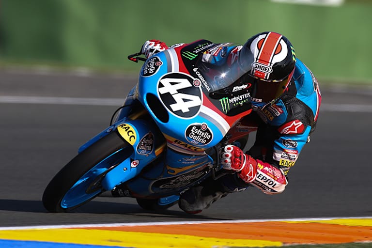 Beim Valencia-Test schwang er sich trotz Verletzung auf seine Honda