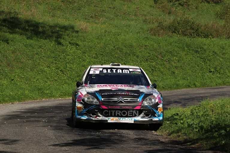 Das Ehepaar Frédéric und Angélique Comte im Citroën Xsara WRC