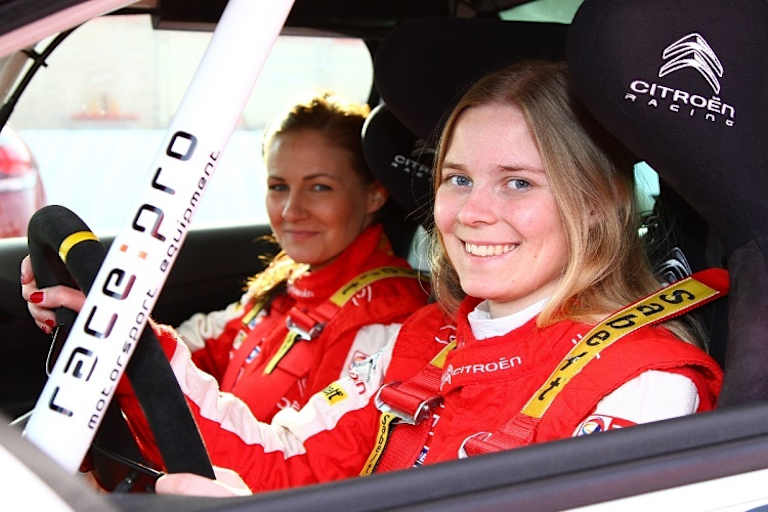 Coralie Schneider und Anna Weyand