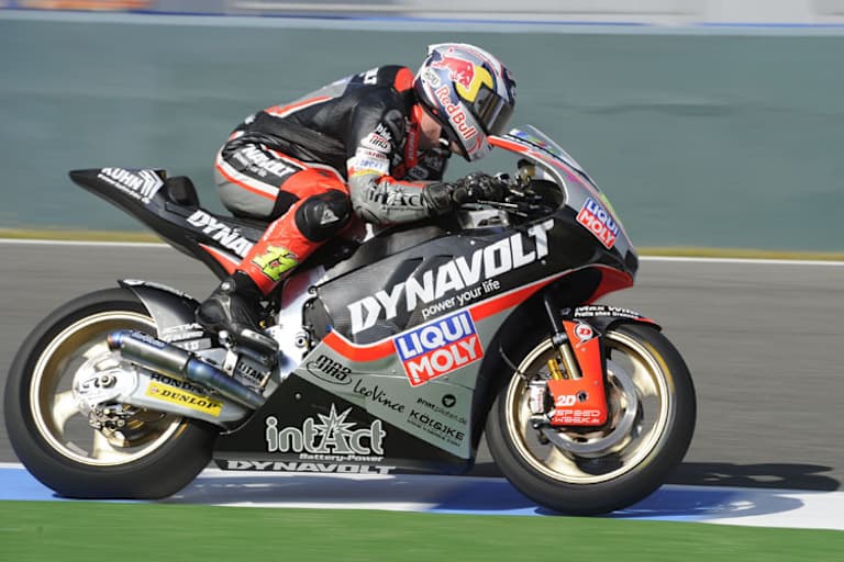 Sandro Cortese auf der Kalex des Dynavolt Intact GP-Teams