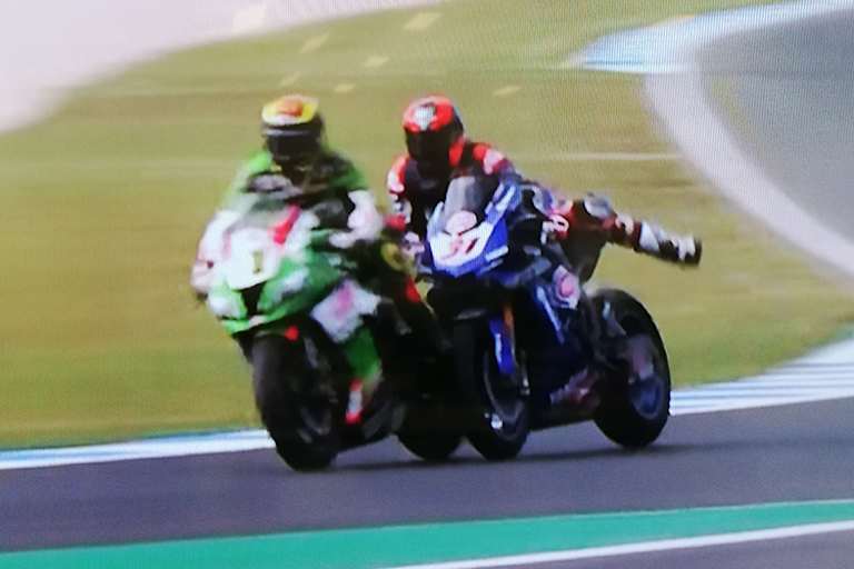 Paffett kam mit Prellungen davon