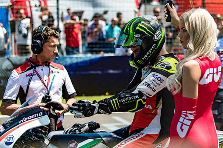 Lucio Cecchinello mit Cal Crutchlow