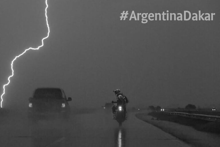 Regen, Blitz und Sturm am ersten Etappentag bei der Rallye Dakar 2016 führten zur Absage