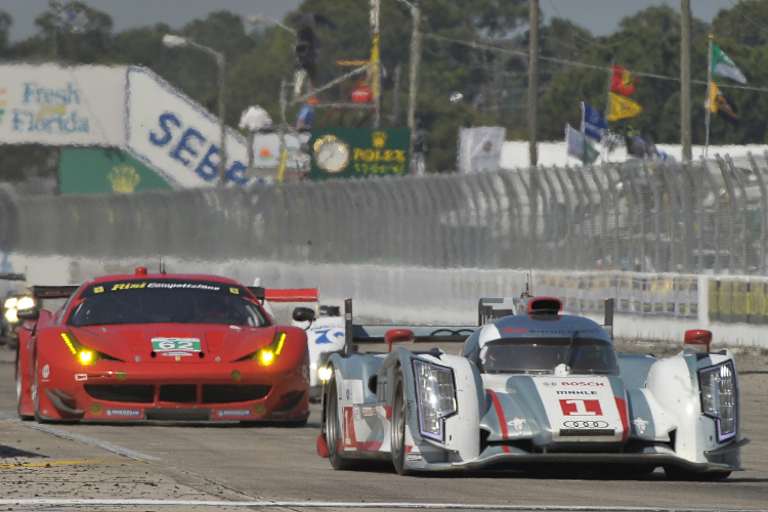 Der Audi R18 e-tron quattro von Marcel Fässler bei den 12h Sebring 2013